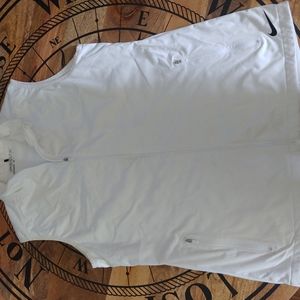 Nike Light Weight Vest